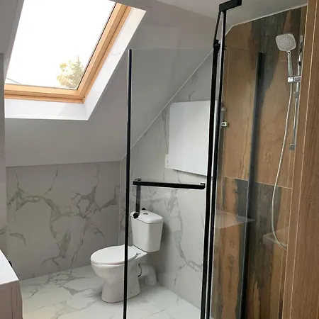 Prázdninový dům Dom W Gorach Z Bilardem *